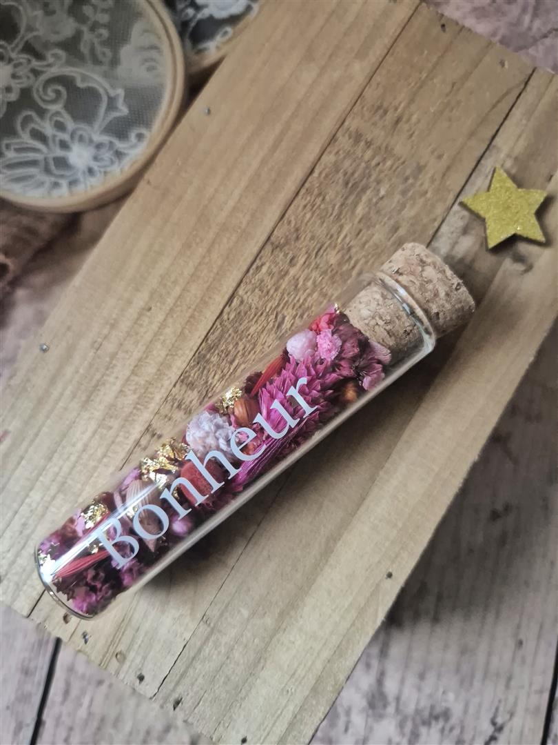 Fiole fleurie façon grigri porte bonheur – Image 2