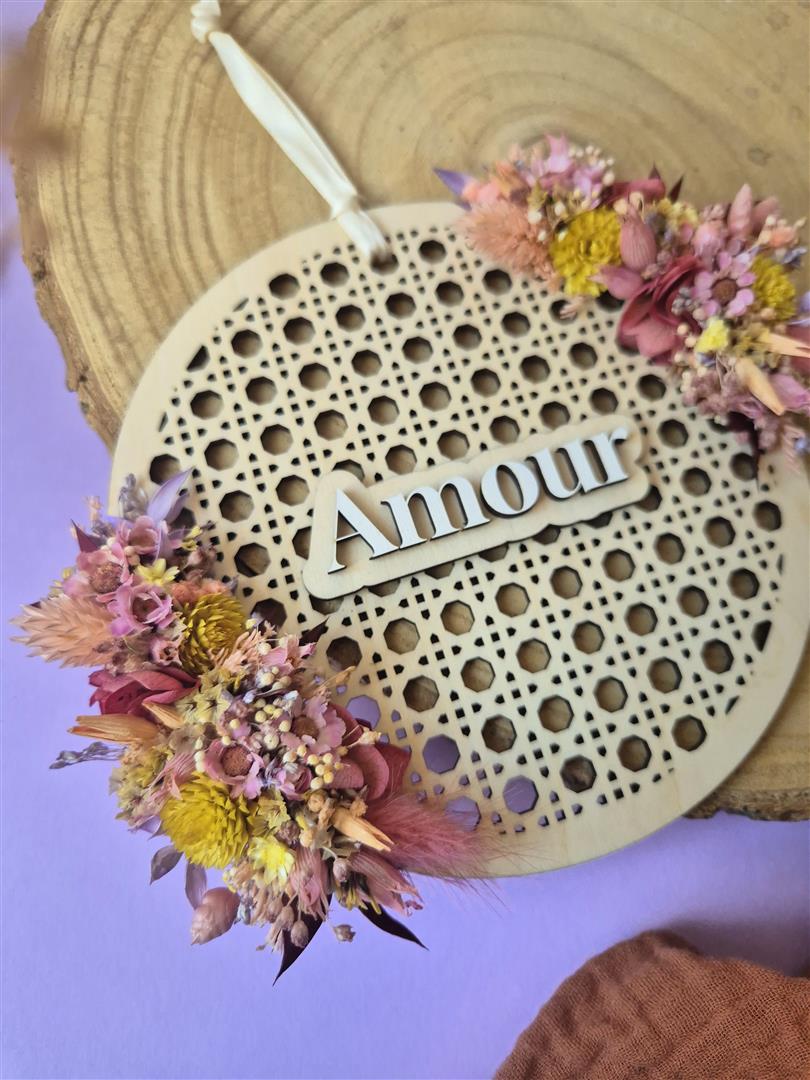 Atelier couronne bois "effet cannage" et fleurs séchées – Image 3