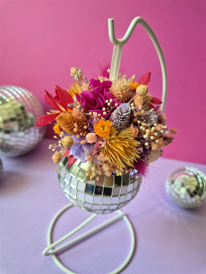 Atelier suspension boule à facettes fleurie – Image 5