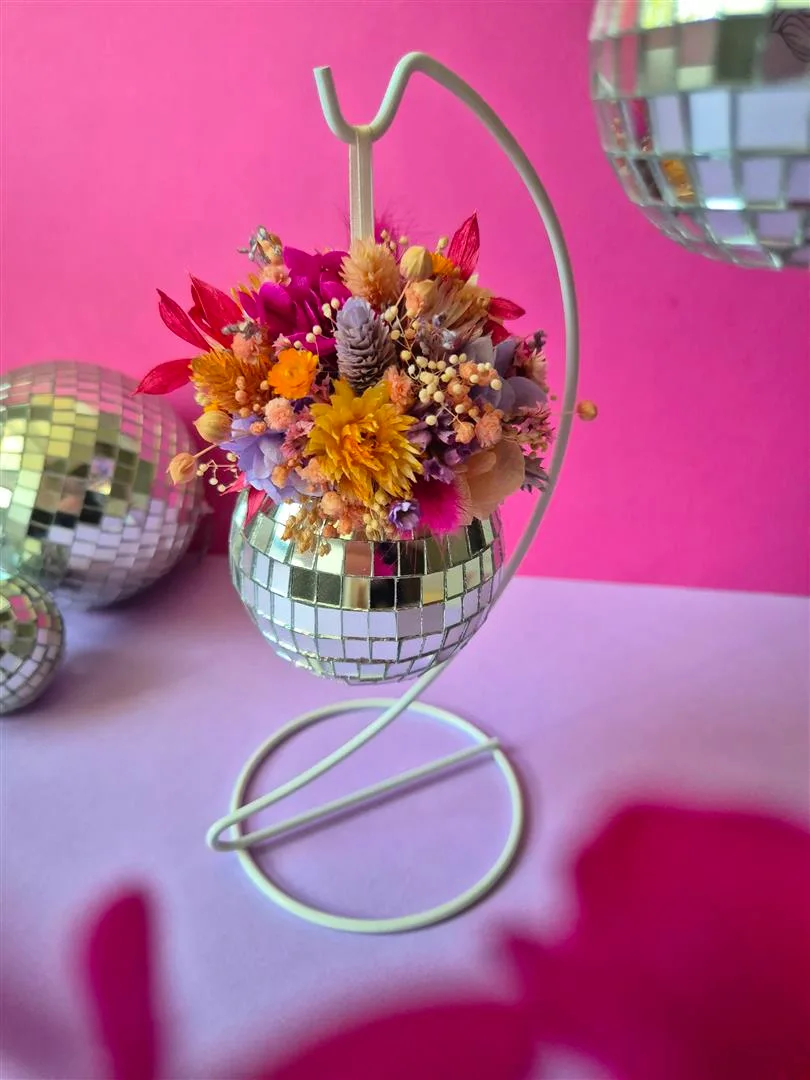 Atelier suspension boule à facettes fleurie – Image 4